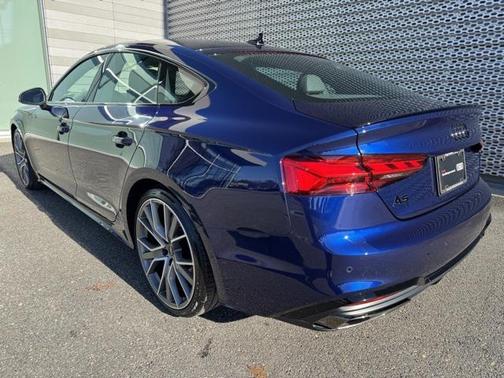 2025 Audi A5 Sportback Premium Plus 45 TFSI S line quattro S tronic