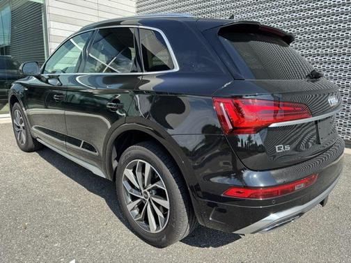 2025 Audi Q5 Premium Plus 45 TFSI S line quattro S tronic