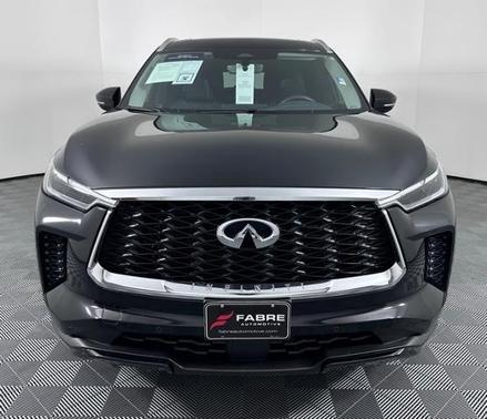 2023 INFINITI QX60 LUXE