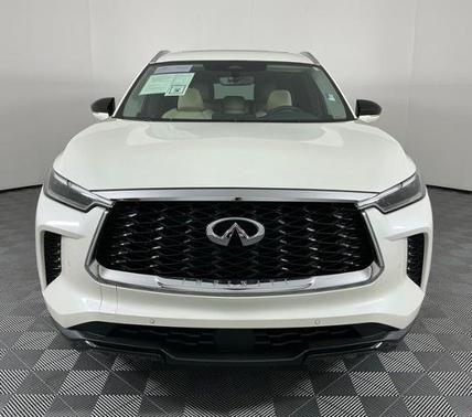 Majestic White 2023 INFINITI QX60 LUXE