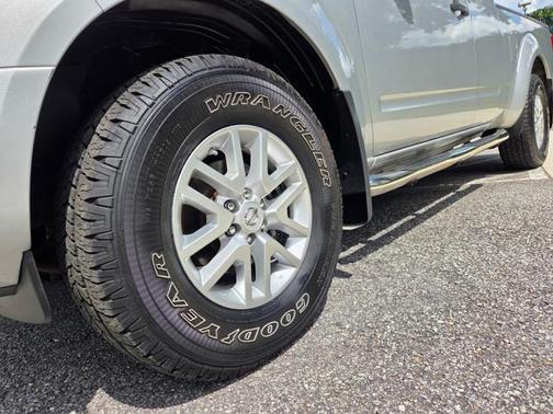 2014 Nissan Frontier SV