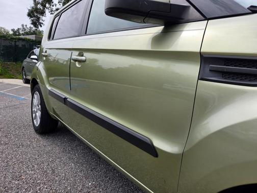 2012 Kia Soul +