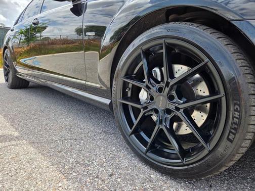 2012 Mercedes-Benz S-Class S550