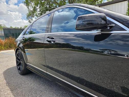 2012 Mercedes-Benz S-Class S550