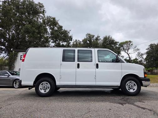 2014 GMC Savana 2500 Work Van