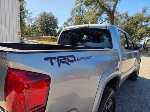 2017 Toyota Tacoma TRD Sport