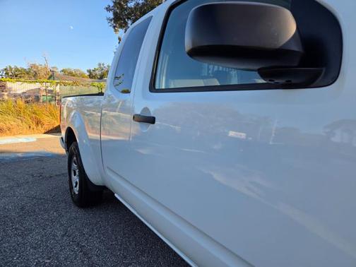 2017 Nissan Frontier S