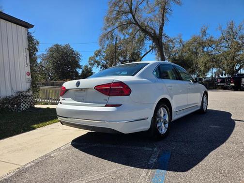 2016 Volkswagen Passat 1.8T S