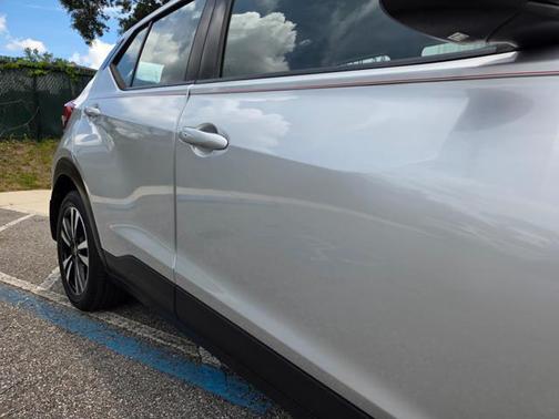 2019 Nissan Kicks SV