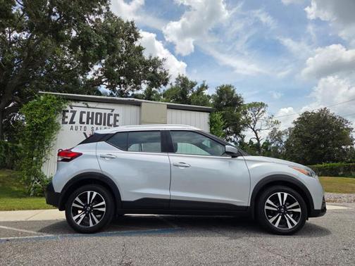 2019 Nissan Kicks SV