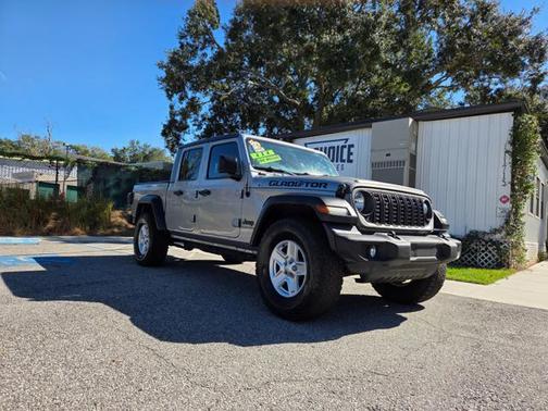 2020 Jeep Gladiator Sport S