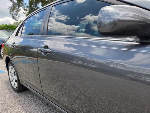 Gray 2013 Toyota Corolla LE