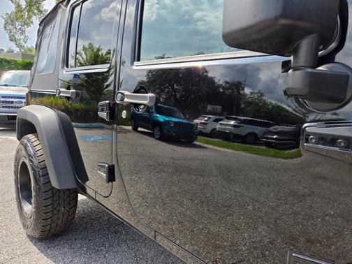 Black Clearcoat 2016 Jeep Wrangler Unlimited Sport