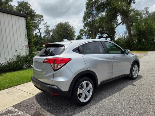 Alabaster Silver Metallic 2016 Honda HR-V EX