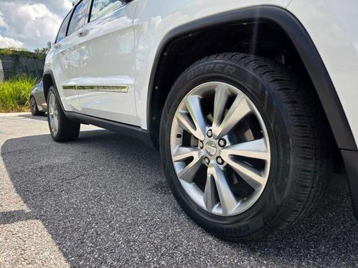 2013 Jeep Grand Cherokee Laredo