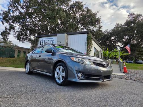 2013 Toyota Camry SE
