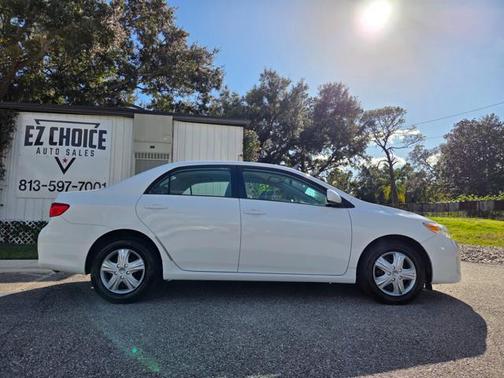 2011 Toyota Corolla LE