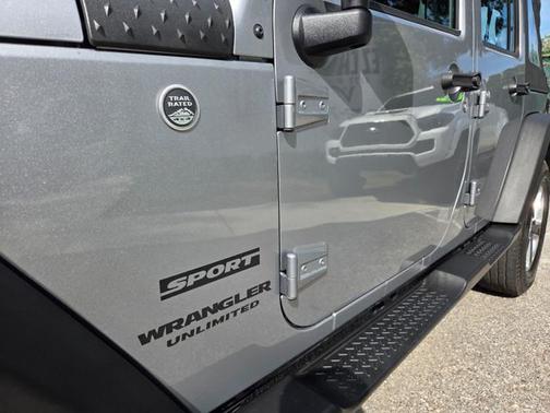 2016 Jeep Wrangler Unlimited Sport