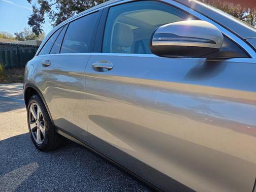 2019 Mercedes-Benz GLC 300 4MATIC