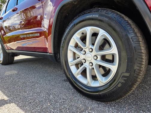 2021 Jeep Grand Cherokee Laredo
