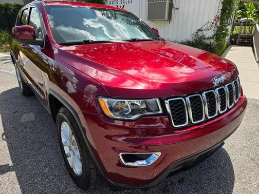 2021 Jeep Grand Cherokee Laredo