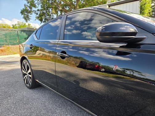 2020 Nissan Altima SR FWD