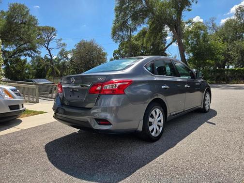 Gray 2016 Nissan Sentra SV