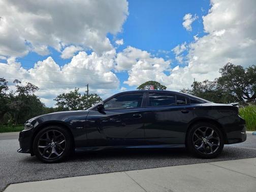 2019 Dodge Charger R/T