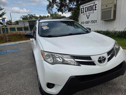 Super White 2013 Toyota RAV4 LE