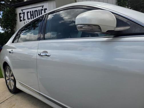 Blizzard Pearl 2012 Toyota Avalon Limited