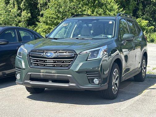 2022 Subaru Forester Premium