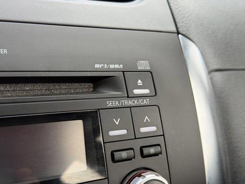 2011 Suzuki SX4 Premium