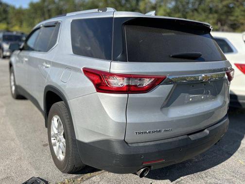 2018 Chevrolet Traverse LT Cloth