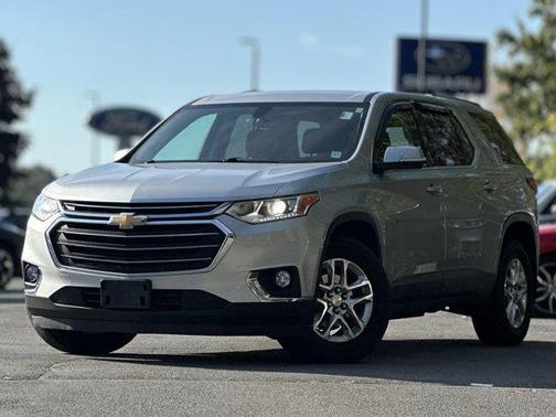 2018 Chevrolet Traverse LT Cloth