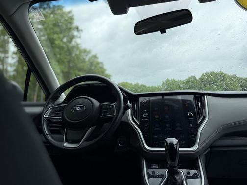 Ice Silver Metallic 2020 Subaru Outback Premium