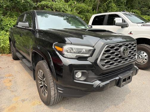 Black 2023 Toyota Tacoma TRD Sport