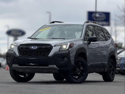 Ice Silver Metallic 2025 Subaru Forester Wilderness