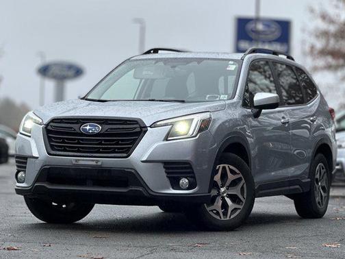 2023 Subaru Forester Premium