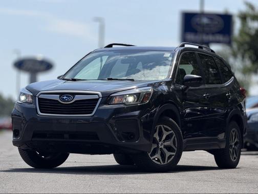 Dark Gray Metallic 2019 Subaru Forester Premium