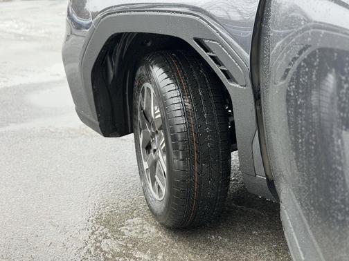Magnetite Gray Metallic 2026 Subaru Forester Premium