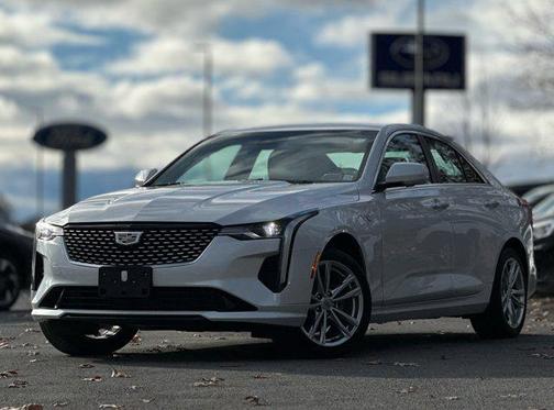 2022 Cadillac CT4 Luxury