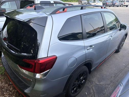 Ice Silver Metallic 2024 Subaru Forester Sport