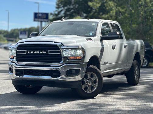 2019 RAM 2500 Big Horn Crew Cab 4x4 6'4' Box