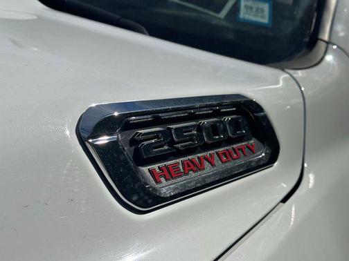 2019 RAM 2500 Big Horn Crew Cab 4x4 6'4' Box