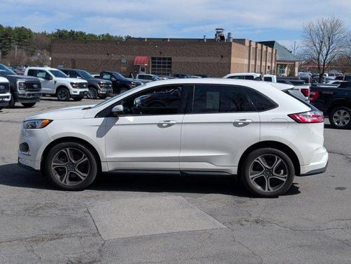 2021 Ford Edge ST