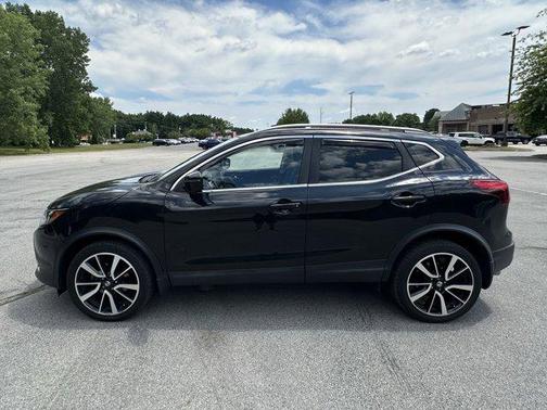 2017 Nissan Rogue Sport SL