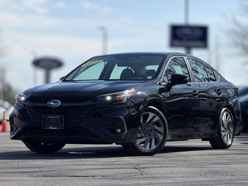 Crystal Black Silica 2025 Subaru Legacy Limited