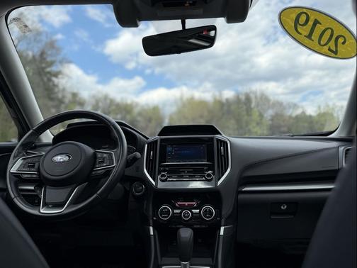 Crystal Black Silica 2019 Subaru Forester Premium