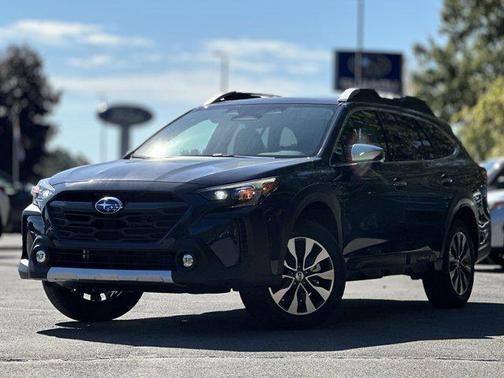 2025 Subaru Outback Touring XT