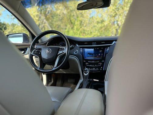 2015 Cadillac XTS Luxury